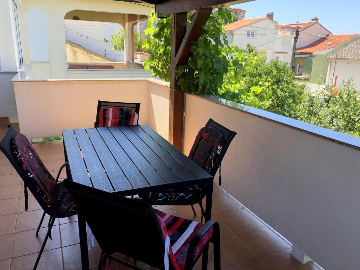 Villy City Apartment Palit Екстер'єр фото