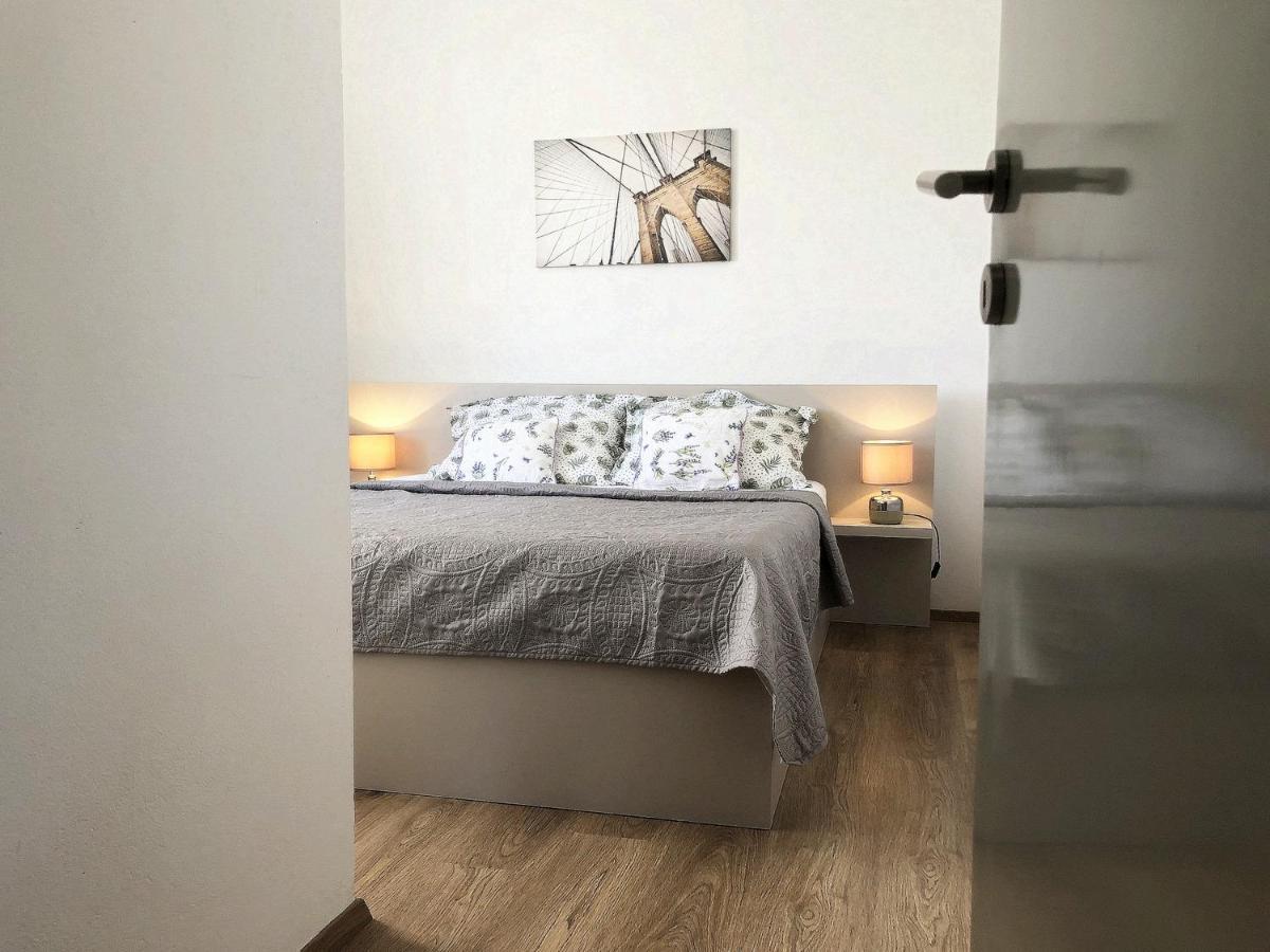 Villy City Apartment Palit Екстер'єр фото