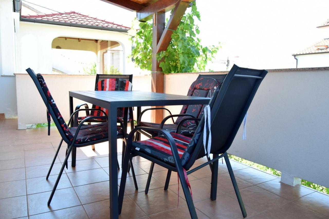Villy City Apartment Palit Екстер'єр фото